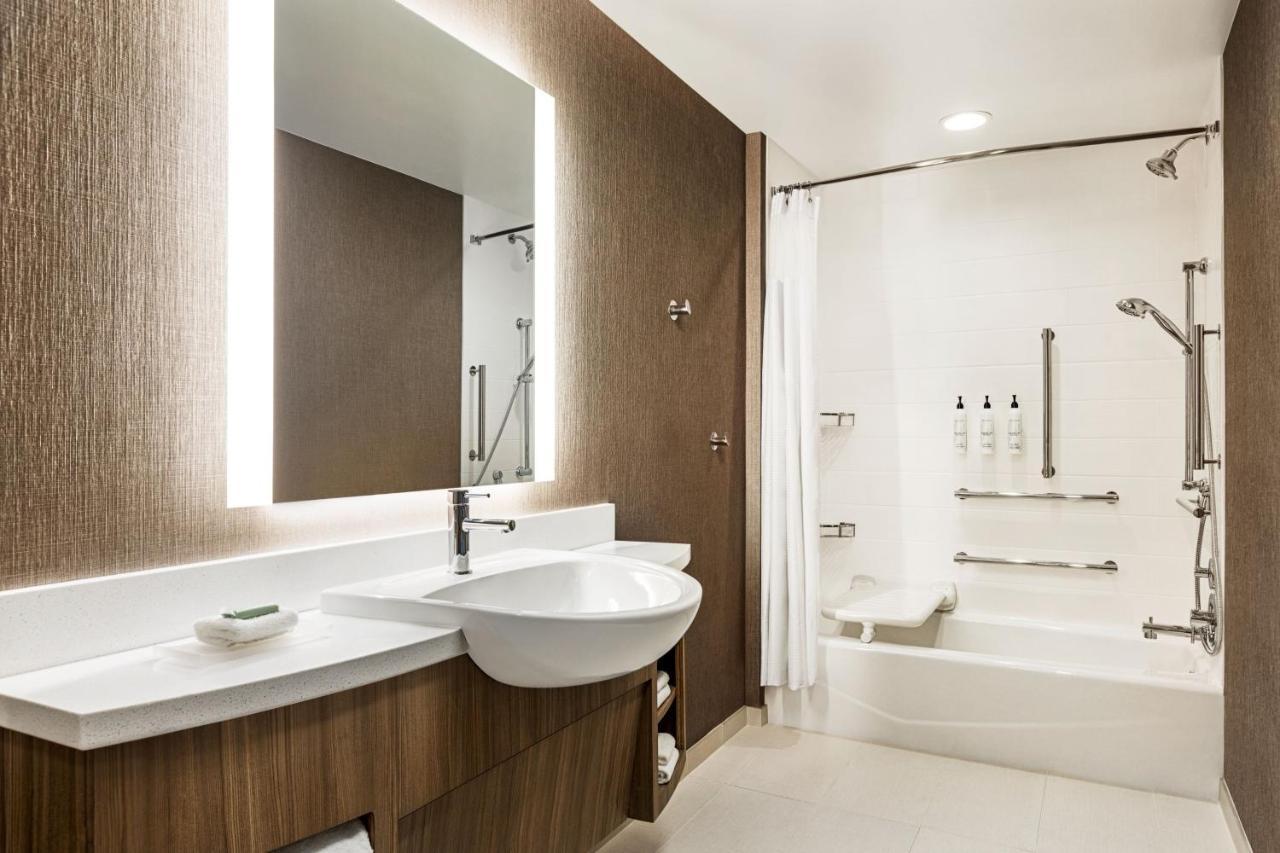 Springhill Suites By Marriott Camp Hill 外观 照片